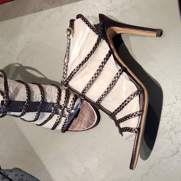 Valentino strappy heels, size 40 - Picture 4 of 10